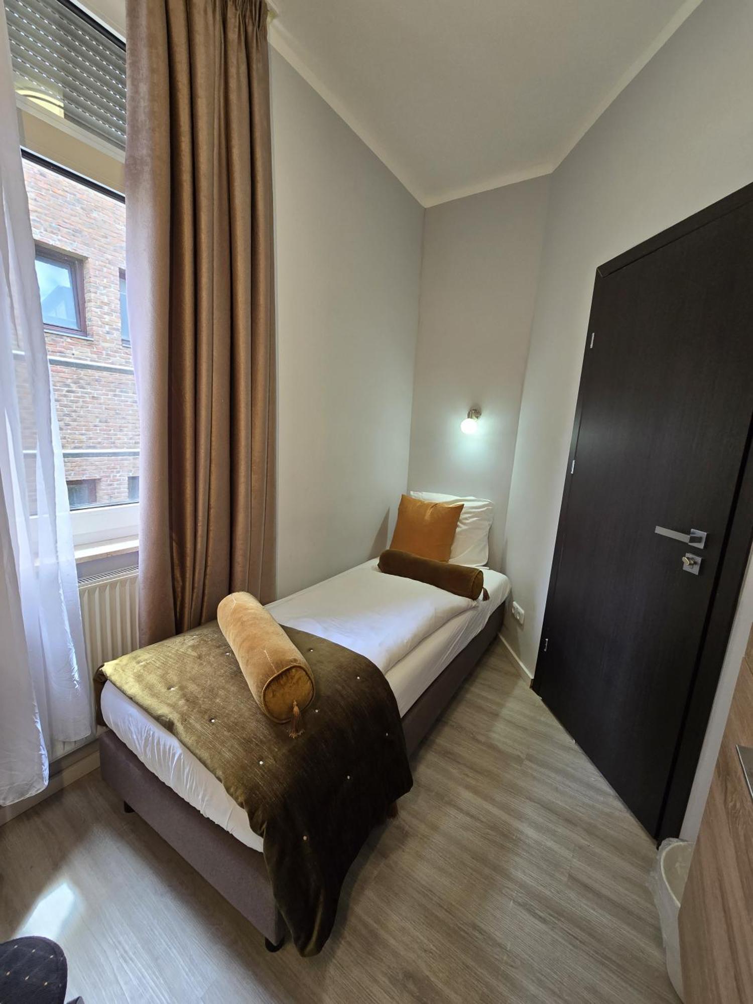 City Hotel Storch Colonia Esterno foto