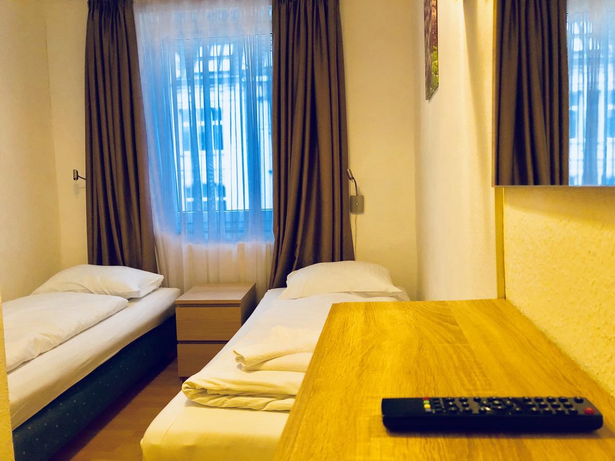 City Hotel Storch Colonia Esterno foto